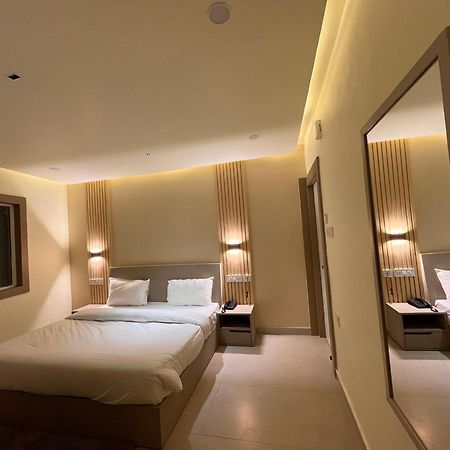 Spruce Hill Hotel & Restro Nainital Buitenkant foto
