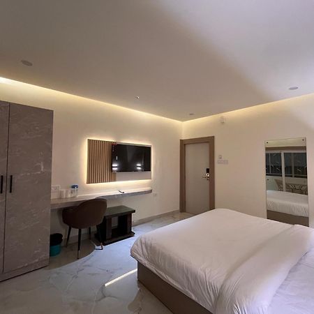 Spruce Hill Hotel & Restro Nainital Buitenkant foto