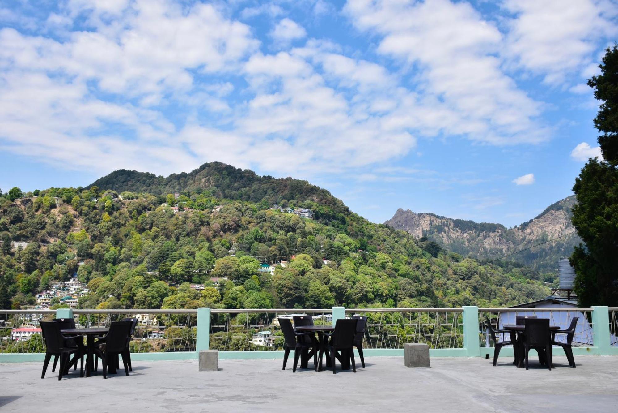 Spruce Hill Hotel & Restro Nainital Buitenkant foto